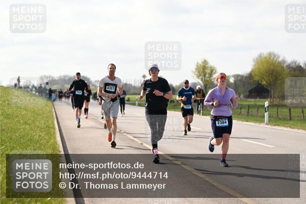 12.04.2026 - 45. Internationalen Wilhelmsburger Insellauf Dr. Thomas Lammeyer http://msf.ph/oto/9444714 12.04.2026 10:19:53 Laufen 4357, 5037, 2384 meine-sportfotos.de
