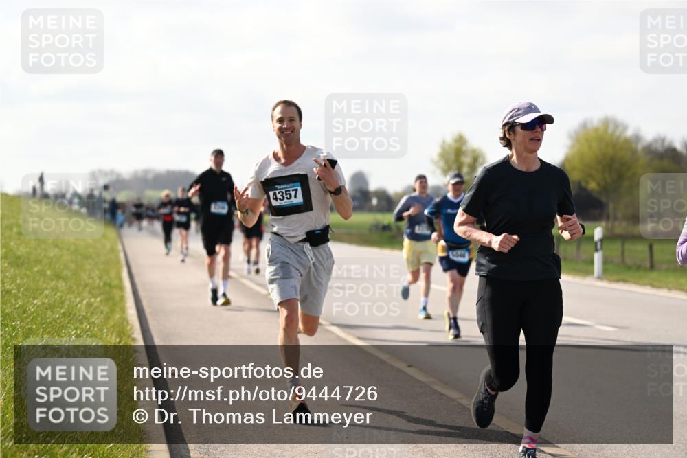 12.04.2026 - 45. Internationalen Wilhelmsburger Insellauf Dr. Thomas Lammeyer http://msf.ph/oto/9444726 12.04.2026 10:19:55 Laufen 4357 meine-sportfotos.de