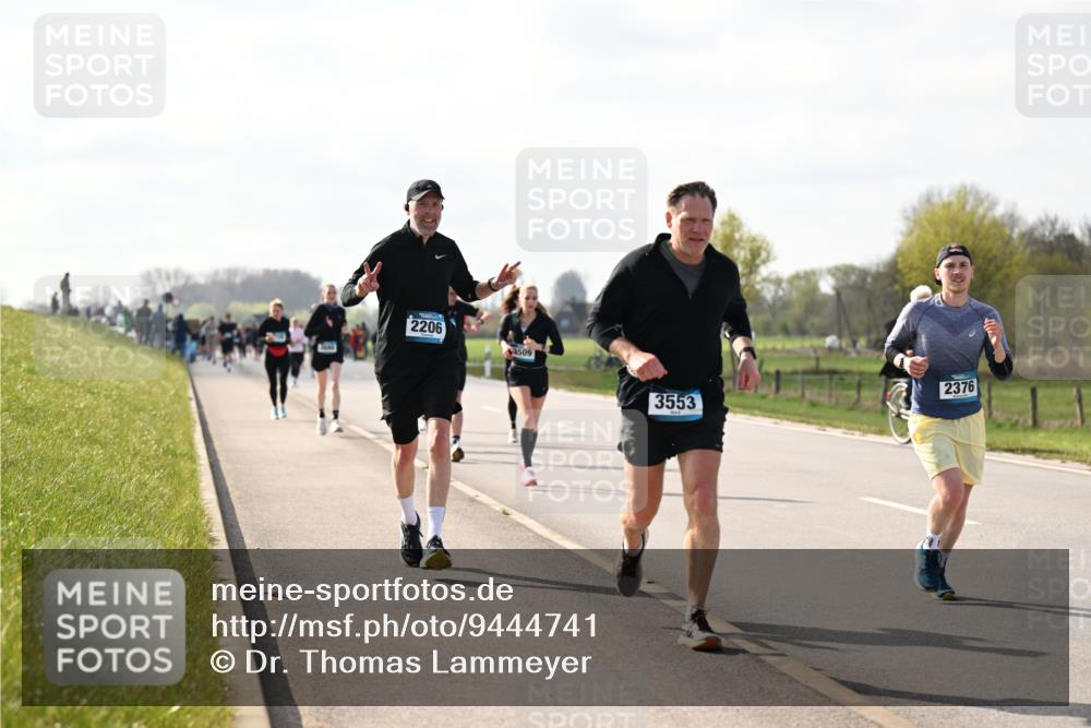 12.04.2026 - 45. Internationalen Wilhelmsburger Insellauf Dr. Thomas Lammeyer http://msf.ph/oto/9444741 12.04.2026 10:19:57 Laufen 2206, 3509, 3553, 2376 meine-sportfotos.de