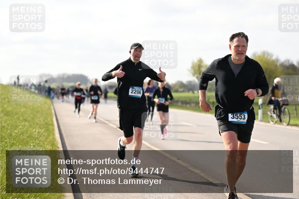 12.04.2026 - 45. Internationalen Wilhelmsburger Insellauf Dr. Thomas Lammeyer http://msf.ph/oto/9444747 12.04.2026 10:19:58 Laufen 2206, 3553 meine-sportfotos.de