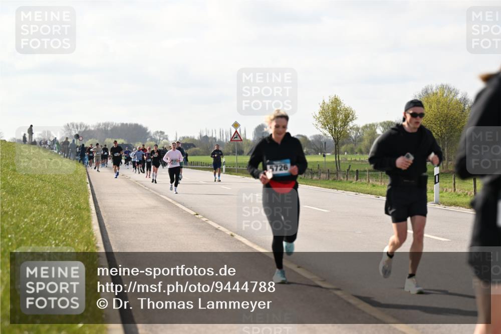 12.04.2026 - 45. Internationalen Wilhelmsburger Insellauf Dr. Thomas Lammeyer http://msf.ph/oto/9444788 12.04.2026 10:20:05 Laufen 5726 meine-sportfotos.de