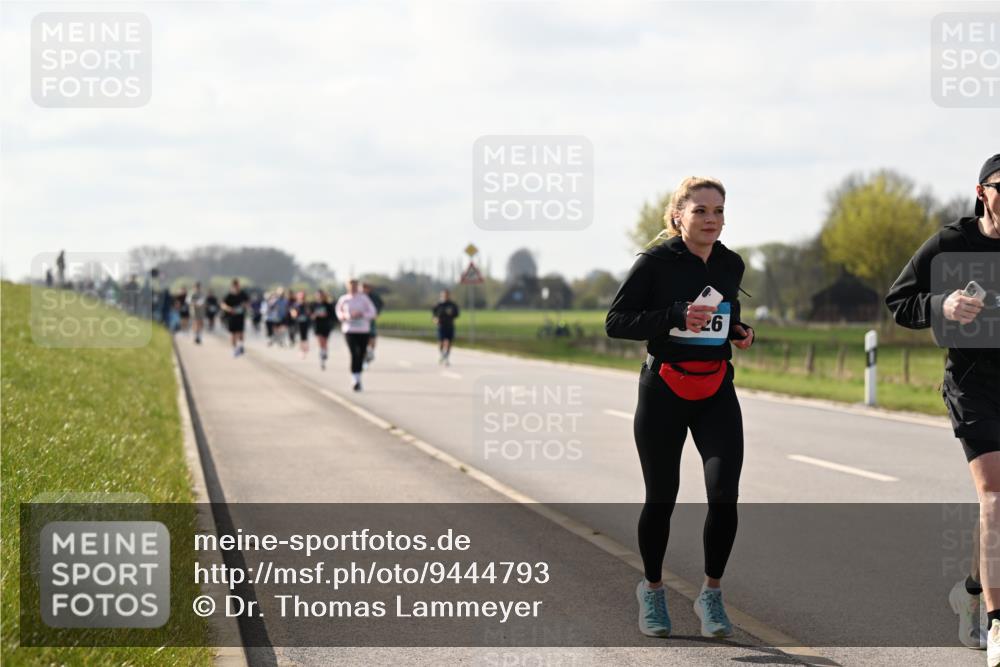 12.04.2026 - 45. Internationalen Wilhelmsburger Insellauf Dr. Thomas Lammeyer http://msf.ph/oto/9444793 12.04.2026 10:20:06 Laufen 26 meine-sportfotos.de