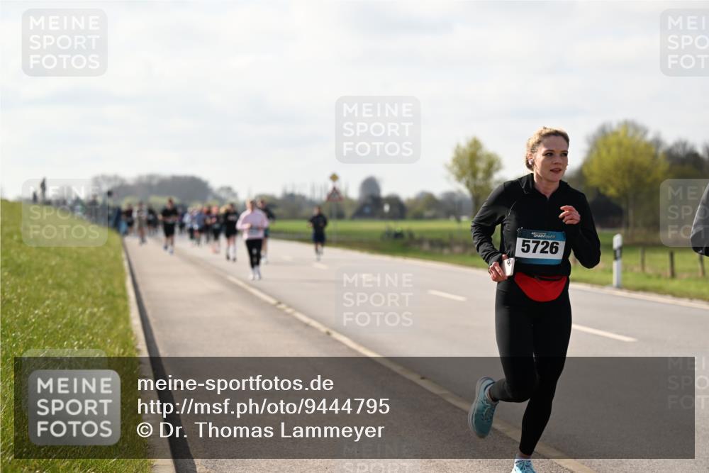 12.04.2026 - 45. Internationalen Wilhelmsburger Insellauf Dr. Thomas Lammeyer http://msf.ph/oto/9444795 12.04.2026 10:20:06 Laufen 5726 meine-sportfotos.de