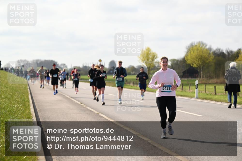 12.04.2026 - 45. Internationalen Wilhelmsburger Insellauf Dr. Thomas Lammeyer http://msf.ph/oto/9444812 12.04.2026 10:20:14 Laufen 5421 meine-sportfotos.de