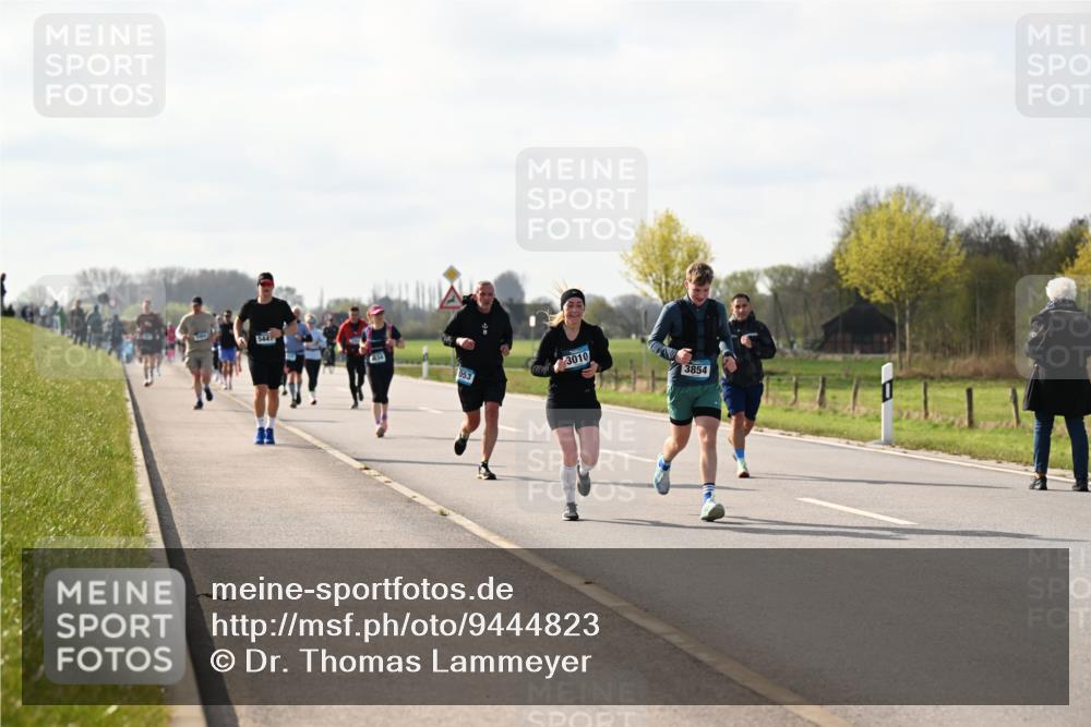 12.04.2026 - 45. Internationalen Wilhelmsburger Insellauf Dr. Thomas Lammeyer http://msf.ph/oto/9444823 12.04.2026 10:20:16 Laufen 254, 053, 3010, 3854 meine-sportfotos.de