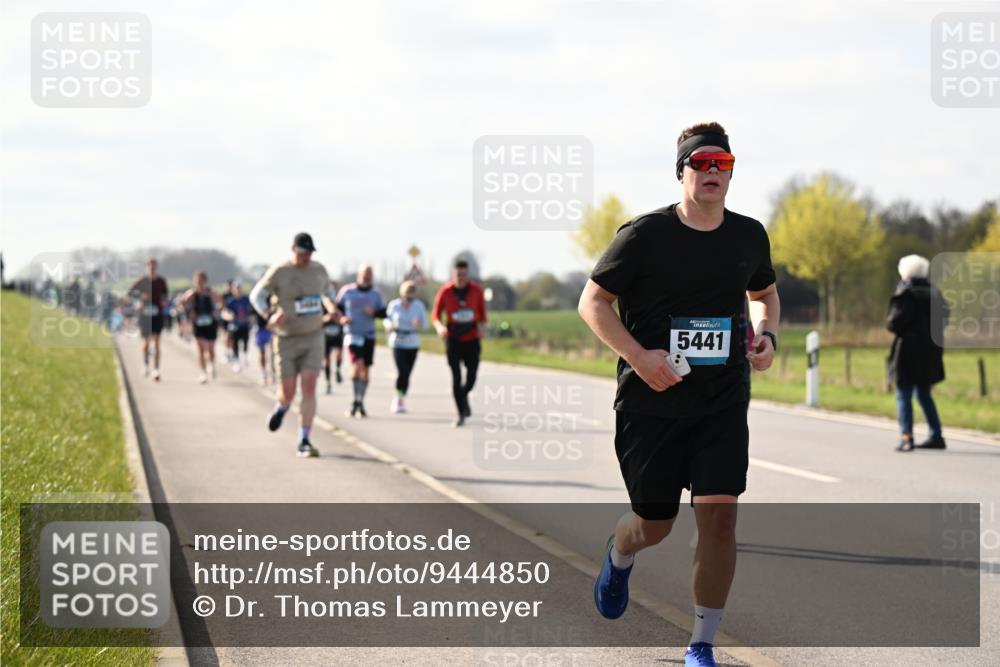 12.04.2026 - 45. Internationalen Wilhelmsburger Insellauf Dr. Thomas Lammeyer http://msf.ph/oto/9444850 12.04.2026 10:20:23 Laufen 5441 meine-sportfotos.de