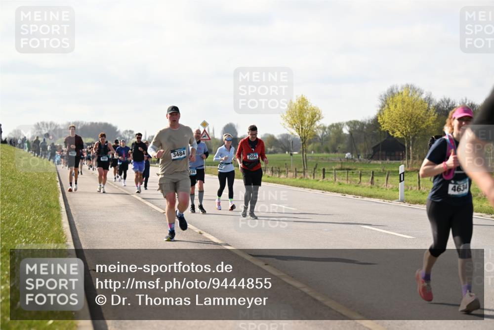 12.04.2026 - 45. Internationalen Wilhelmsburger Insellauf Dr. Thomas Lammeyer http://msf.ph/oto/9444855 12.04.2026 10:20:24 Laufen 4682, 4681, 3484, 435, 2054, 4634 meine-sportfotos.de