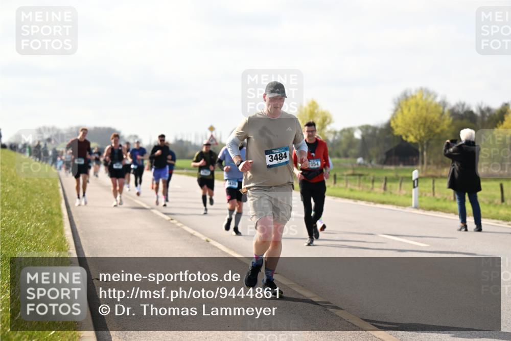 12.04.2026 - 45. Internationalen Wilhelmsburger Insellauf Dr. Thomas Lammeyer http://msf.ph/oto/9444861 12.04.2026 10:20:26 Laufen 3484, 2054 meine-sportfotos.de