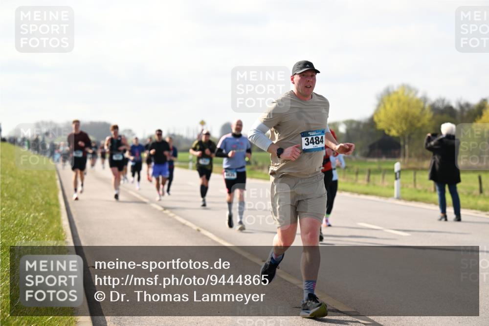 12.04.2026 - 45. Internationalen Wilhelmsburger Insellauf Dr. Thomas Lammeyer http://msf.ph/oto/9444865 12.04.2026 10:20:27 Laufen 3484 meine-sportfotos.de