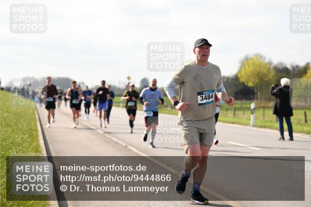 12.04.2026 - 45. Internationalen Wilhelmsburger Insellauf Dr. Thomas Lammeyer http://msf.ph/oto/9444866 12.04.2026 10:20:27 Laufen 3484 meine-sportfotos.de