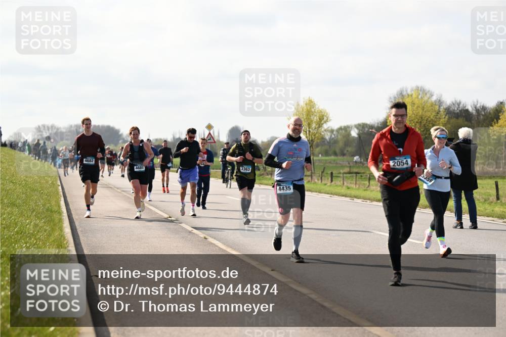 12.04.2026 - 45. Internationalen Wilhelmsburger Insellauf Dr. Thomas Lammeyer http://msf.ph/oto/9444874 12.04.2026 10:20:28 Laufen 4682, 3363, 4681, 4435, 2054 meine-sportfotos.de