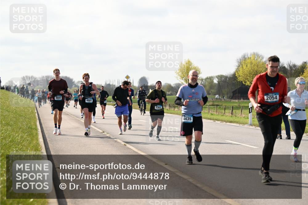 12.04.2026 - 45. Internationalen Wilhelmsburger Insellauf Dr. Thomas Lammeyer http://msf.ph/oto/9444878 12.04.2026 10:20:29 Laufen 4682, 4681, 3363, 4435, 2054 meine-sportfotos.de