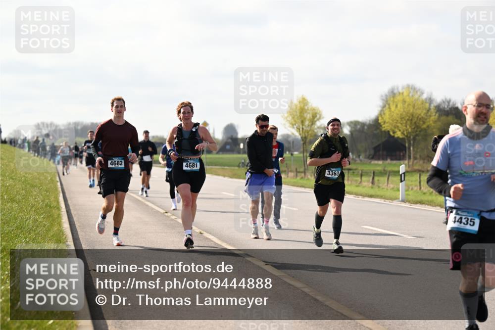 12.04.2026 - 45. Internationalen Wilhelmsburger Insellauf Dr. Thomas Lammeyer http://msf.ph/oto/9444888 12.04.2026 10:20:31 Laufen 4682, 4681, 3363, 4435 meine-sportfotos.de