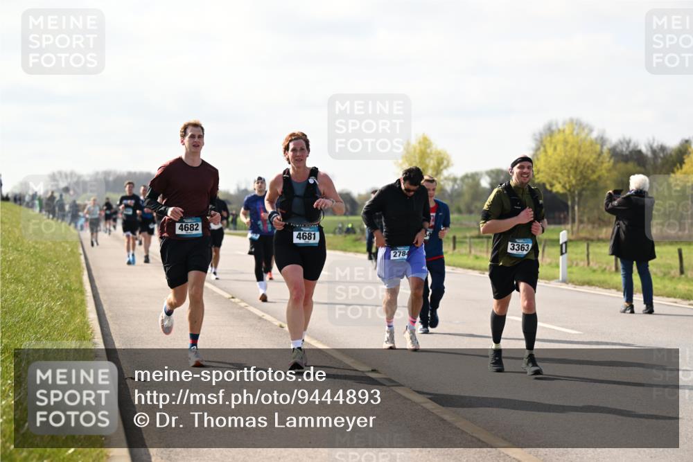 12.04.2026 - 45. Internationalen Wilhelmsburger Insellauf Dr. Thomas Lammeyer http://msf.ph/oto/9444893 12.04.2026 10:20:31 Laufen 4682, 4681, 2784, 3363 meine-sportfotos.de