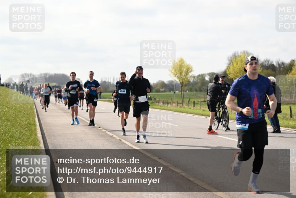 12.04.2026 - 45. Internationalen Wilhelmsburger Insellauf Dr. Thomas Lammeyer http://msf.ph/oto/9444917 12.04.2026 10:20:36 Laufen 4494, 4992 meine-sportfotos.de