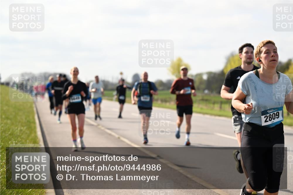 12.04.2026 - 45. Internationalen Wilhelmsburger Insellauf Dr. Thomas Lammeyer http://msf.ph/oto/9444986 12.04.2026 10:20:48 Laufen 2809 meine-sportfotos.de