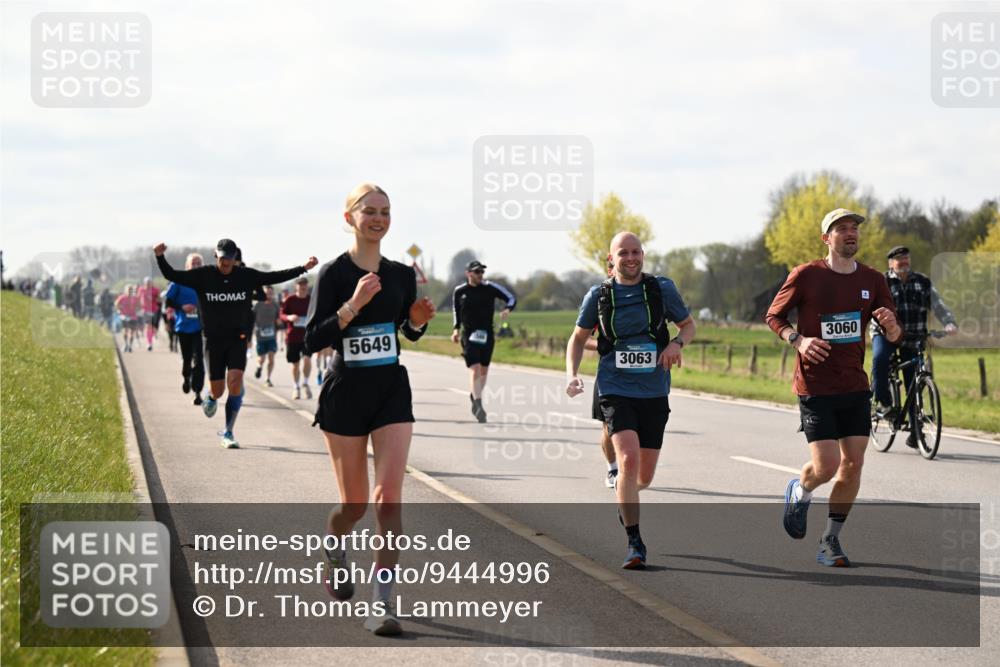 12.04.2026 - 45. Internationalen Wilhelmsburger Insellauf Dr. Thomas Lammeyer http://msf.ph/oto/9444996 12.04.2026 10:20:50 Laufen 5649, 3063, 3060 meine-sportfotos.de