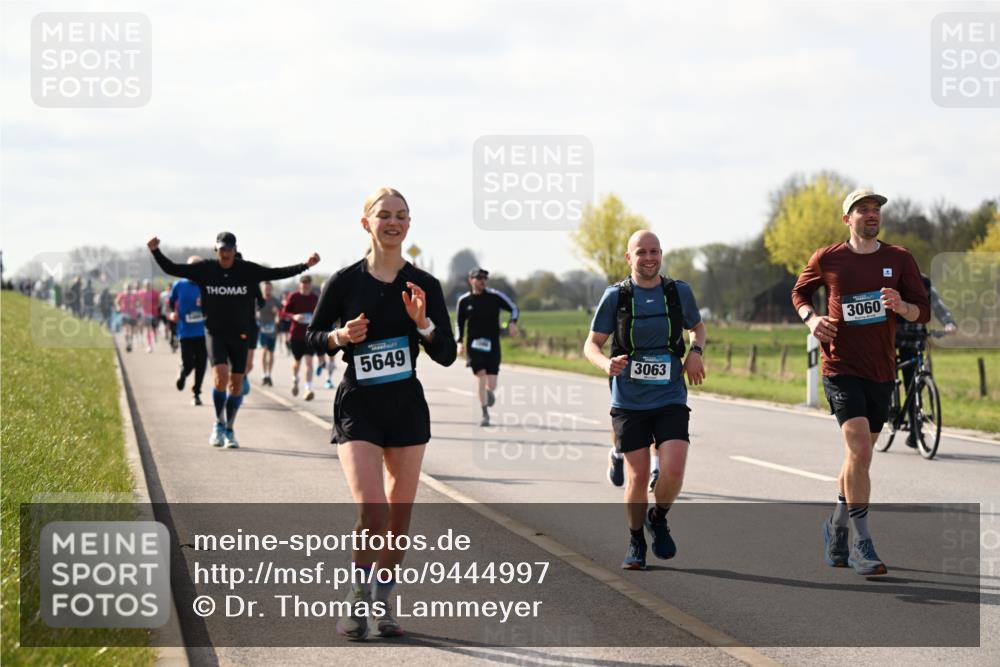 12.04.2026 - 45. Internationalen Wilhelmsburger Insellauf Dr. Thomas Lammeyer http://msf.ph/oto/9444997 12.04.2026 10:20:50 Laufen 5649, 3063, 3060 meine-sportfotos.de