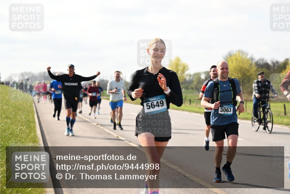 12.04.2026 - 45. Internationalen Wilhelmsburger Insellauf Dr. Thomas Lammeyer http://msf.ph/oto/9444998 12.04.2026 10:20:50 Laufen 5649, 3063 meine-sportfotos.de