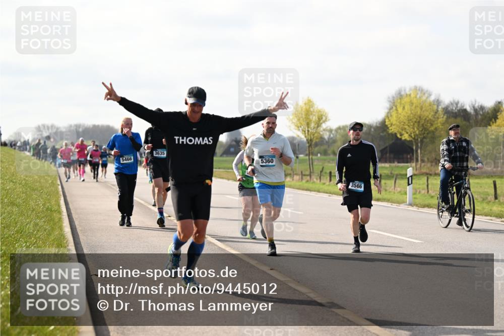 12.04.2026 - 45. Internationalen Wilhelmsburger Insellauf Dr. Thomas Lammeyer http://msf.ph/oto/9445012 12.04.2026 10:20:53 Laufen 5466, 3635, 5360, 3566 meine-sportfotos.de