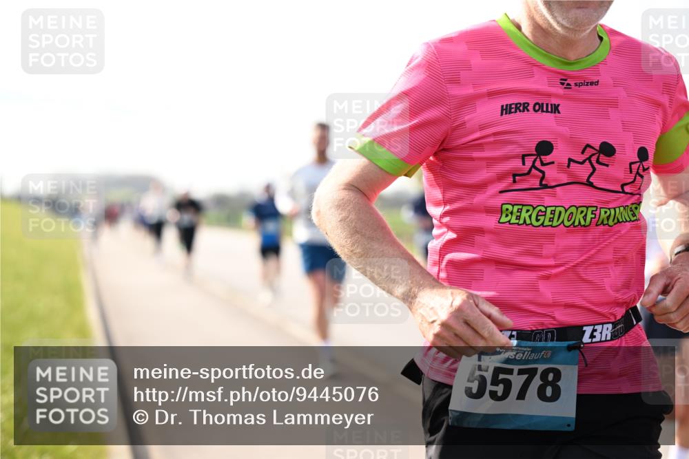 12.04.2026 - 45. Internationalen Wilhelmsburger Insellauf Dr. Thomas Lammeyer http://msf.ph/oto/9445076 12.04.2026 10:21:09 Laufen 3, 5578 meine-sportfotos.de