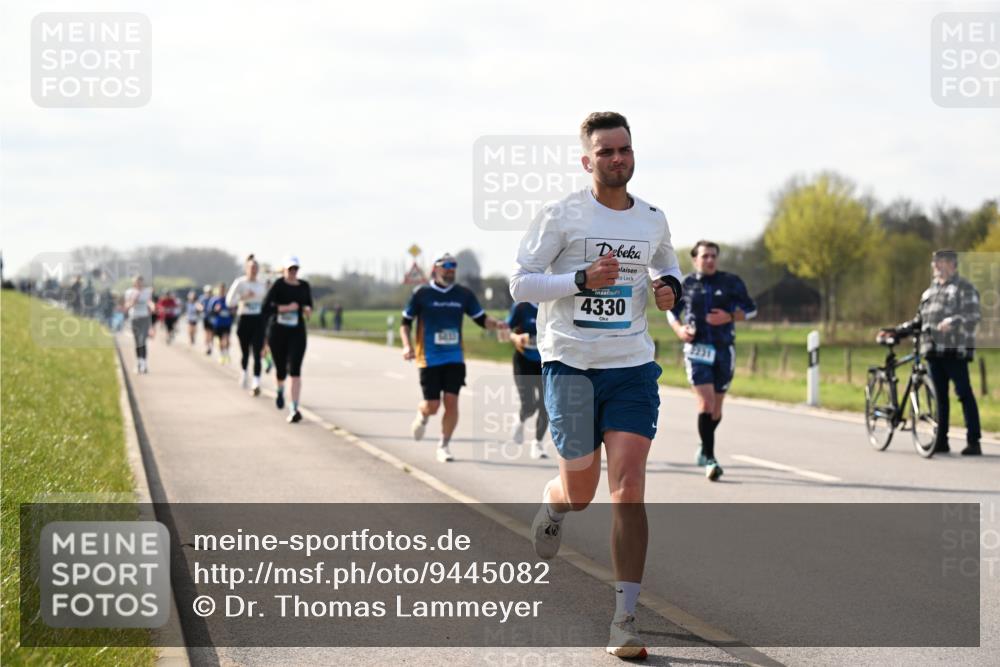 12.04.2026 - 45. Internationalen Wilhelmsburger Insellauf Dr. Thomas Lammeyer http://msf.ph/oto/9445082 12.04.2026 10:21:10 Laufen 4330, 3231 meine-sportfotos.de
