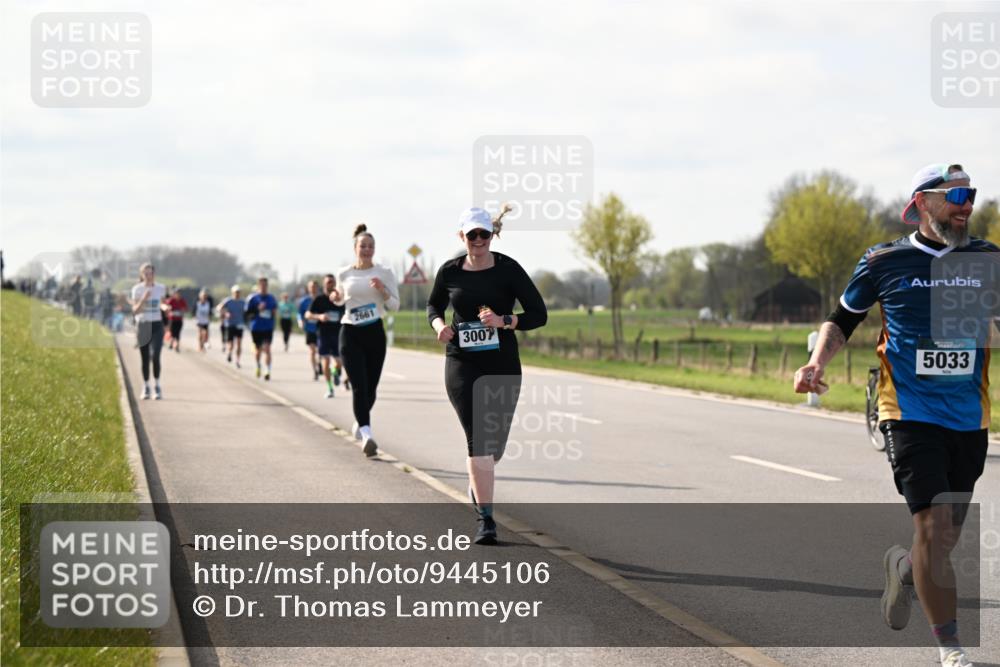 12.04.2026 - 45. Internationalen Wilhelmsburger Insellauf Dr. Thomas Lammeyer http://msf.ph/oto/9445106 12.04.2026 10:21:14 Laufen 300, 5033 meine-sportfotos.de