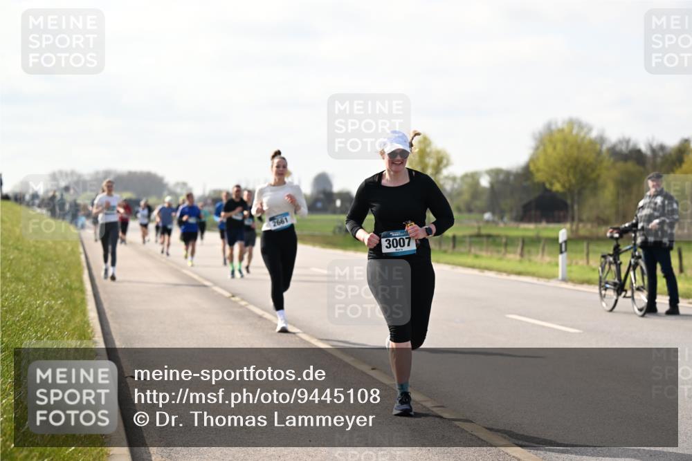12.04.2026 - 45. Internationalen Wilhelmsburger Insellauf Dr. Thomas Lammeyer http://msf.ph/oto/9445108 12.04.2026 10:21:15 Laufen 2661, 3007 meine-sportfotos.de