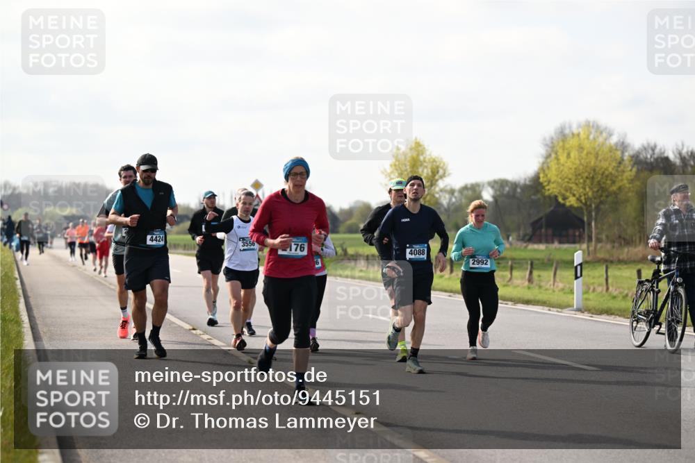 12.04.2026 - 45. Internationalen Wilhelmsburger Insellauf Dr. Thomas Lammeyer http://msf.ph/oto/9445151 12.04.2026 10:21:31 Laufen 4424, 3556, 176, 6, 4088, 2992 meine-sportfotos.de