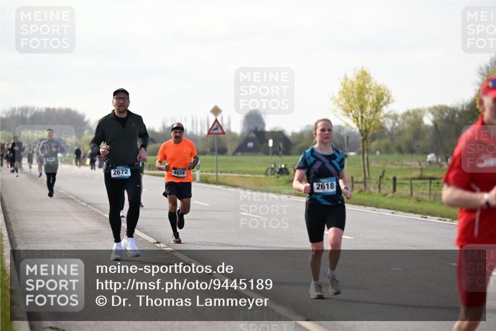12.04.2026 - 45. Internationalen Wilhelmsburger Insellauf Dr. Thomas Lammeyer http://msf.ph/oto/9445189 12.04.2026 10:21:46 Laufen 2672, 4659, 2618 meine-sportfotos.de