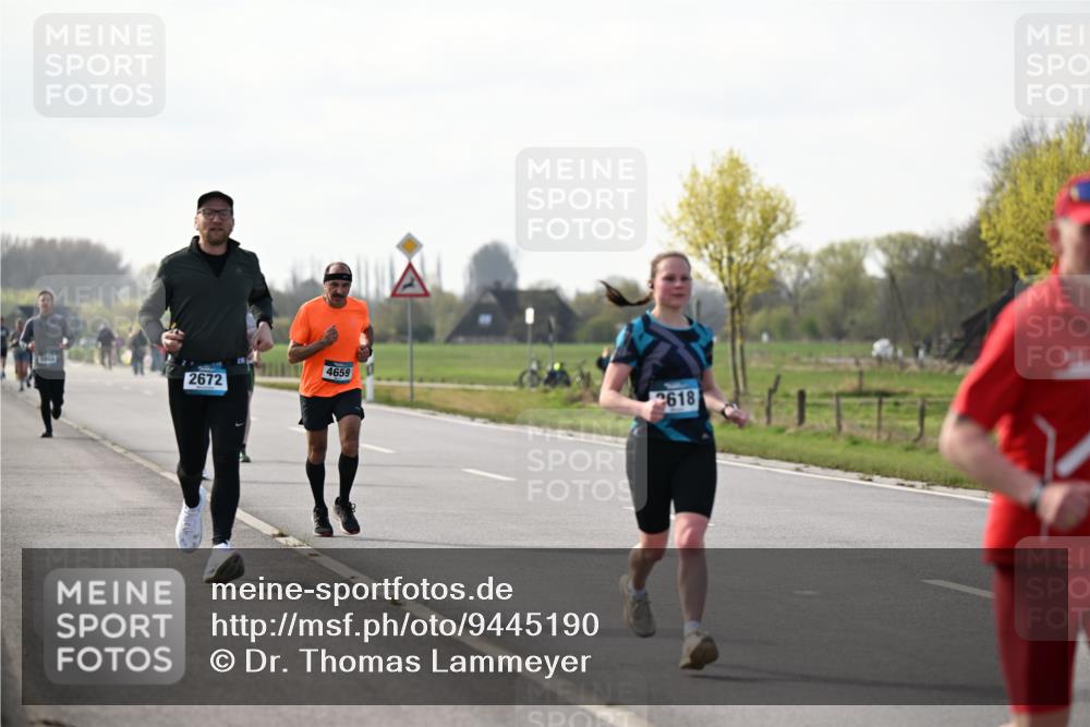 12.04.2026 - 45. Internationalen Wilhelmsburger Insellauf Dr. Thomas Lammeyer http://msf.ph/oto/9445190 12.04.2026 10:21:47 Laufen 4659, 2672, 2618 meine-sportfotos.de