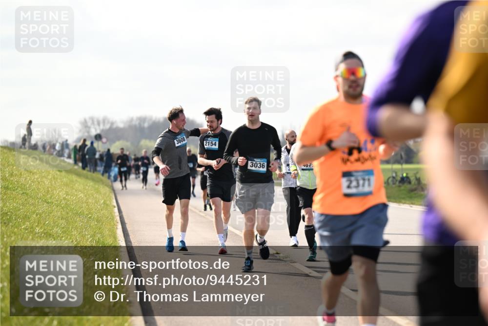 12.04.2026 - 45. Internationalen Wilhelmsburger Insellauf Dr. Thomas Lammeyer http://msf.ph/oto/9445231 12.04.2026 10:22:17 Laufen 3608, 2154, 3036, 467, 2371 meine-sportfotos.de