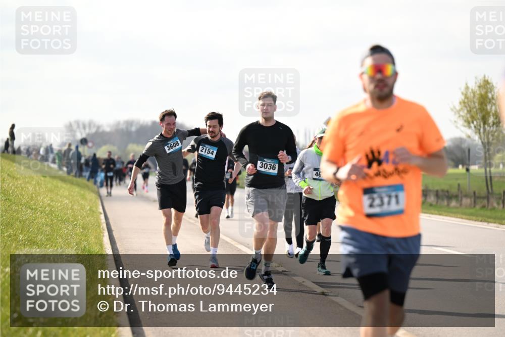 12.04.2026 - 45. Internationalen Wilhelmsburger Insellauf Dr. Thomas Lammeyer http://msf.ph/oto/9445234 12.04.2026 10:22:18 Laufen 3608, 2154, 3036, 46, 2371 meine-sportfotos.de