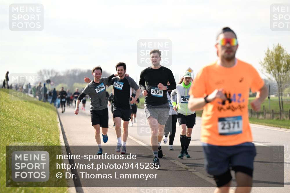 12.04.2026 - 45. Internationalen Wilhelmsburger Insellauf Dr. Thomas Lammeyer http://msf.ph/oto/9445235 12.04.2026 10:22:18 Laufen 3608, 3036, 2154, 39, 4675, 88442, 2371 meine-sportfotos.de
