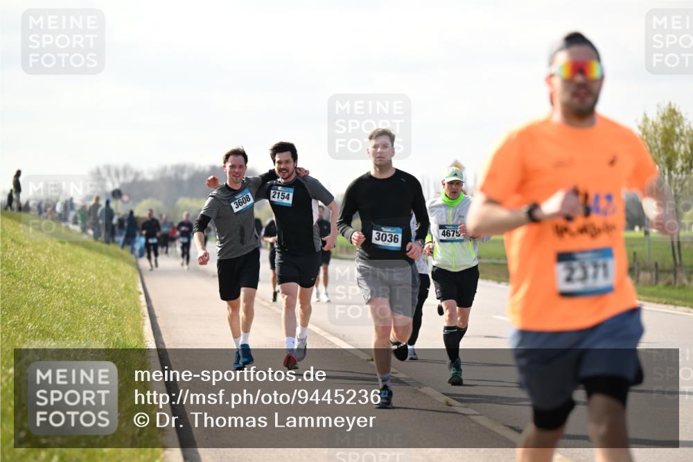 12.04.2026 - 45. Internationalen Wilhelmsburger Insellauf Dr. Thomas Lammeyer http://msf.ph/oto/9445236 12.04.2026 10:22:18 Laufen 3608, 2154, 4675, 3036, 2371 meine-sportfotos.de