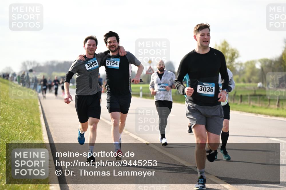 12.04.2026 - 45. Internationalen Wilhelmsburger Insellauf Dr. Thomas Lammeyer http://msf.ph/oto/9445253 12.04.2026 10:22:20 Laufen 3608, 2154, 3992, 3036 meine-sportfotos.de