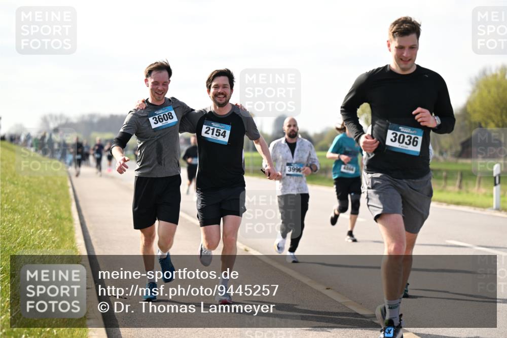 12.04.2026 - 45. Internationalen Wilhelmsburger Insellauf Dr. Thomas Lammeyer http://msf.ph/oto/9445257 12.04.2026 10:22:21 Laufen 3608, 2154, 3996, 4666, 3036 meine-sportfotos.de