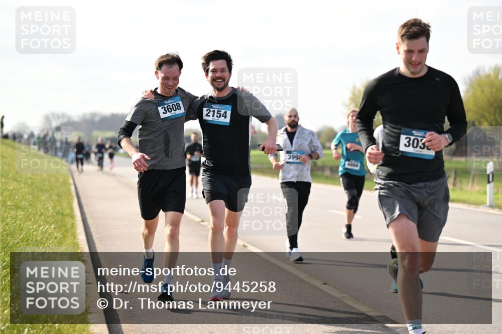 12.04.2026 - 45. Internationalen Wilhelmsburger Insellauf Dr. Thomas Lammeyer http://msf.ph/oto/9445258 12.04.2026 10:22:21 Laufen 3608, 2154, 3992, 3033 meine-sportfotos.de