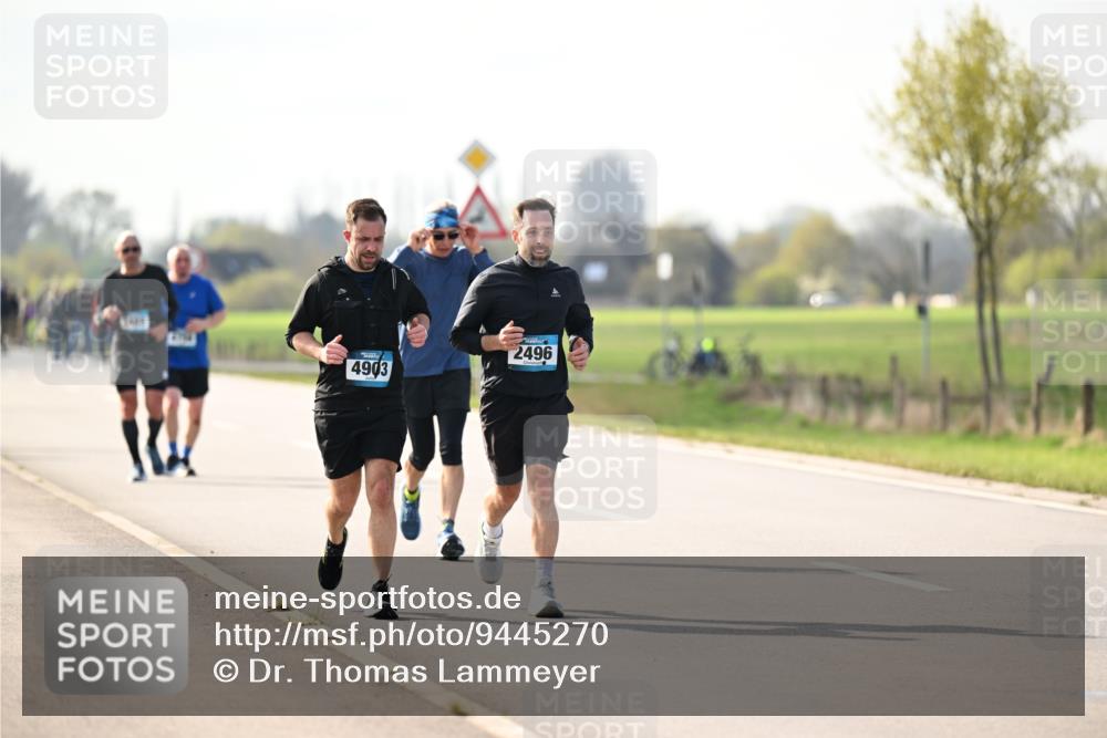 12.04.2026 - 45. Internationalen Wilhelmsburger Insellauf Dr. Thomas Lammeyer http://msf.ph/oto/9445270 12.04.2026 10:22:25 Laufen 4903, 2496 meine-sportfotos.de