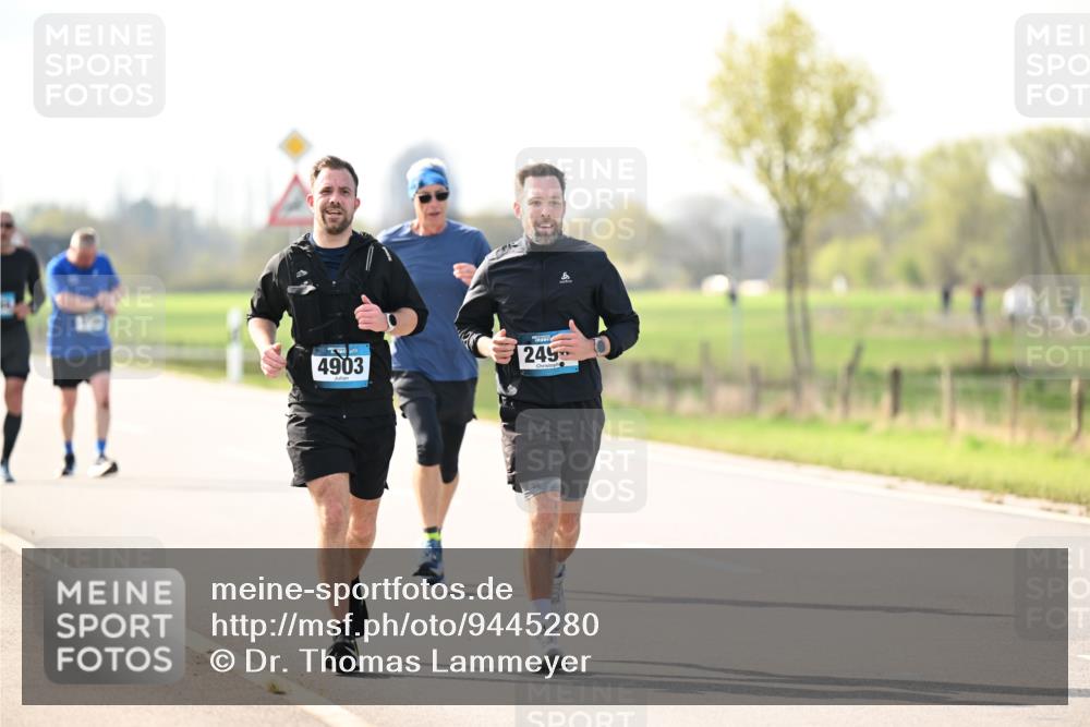 12.04.2026 - 45. Internationalen Wilhelmsburger Insellauf Dr. Thomas Lammeyer http://msf.ph/oto/9445280 12.04.2026 10:22:27 Laufen 4903, 249 meine-sportfotos.de