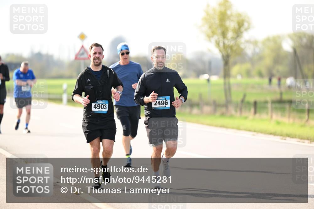 12.04.2026 - 45. Internationalen Wilhelmsburger Insellauf Dr. Thomas Lammeyer http://msf.ph/oto/9445281 12.04.2026 10:22:27 Laufen 4903, 2496 meine-sportfotos.de