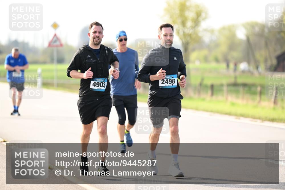 12.04.2026 - 45. Internationalen Wilhelmsburger Insellauf Dr. Thomas Lammeyer http://msf.ph/oto/9445287 12.04.2026 10:22:28 Laufen 4903, 2496 meine-sportfotos.de