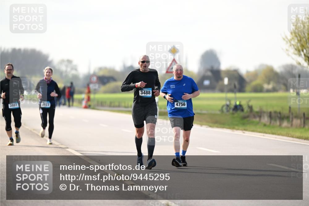 12.04.2026 - 45. Internationalen Wilhelmsburger Insellauf Dr. Thomas Lammeyer http://msf.ph/oto/9445295 12.04.2026 10:22:31 Laufen 3887, 3923, 3488, 4756 meine-sportfotos.de