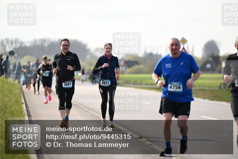 12.04.2026 - 45. Internationalen Wilhelmsburger Insellauf Dr. Thomas Lammeyer http://msf.ph/oto/9445315 12.04.2026 10:22:35 Laufen 3923, 3887, 4756 meine-sportfotos.de