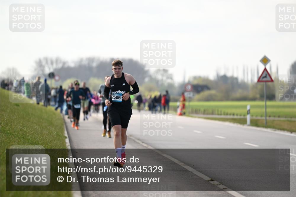 12.04.2026 - 45. Internationalen Wilhelmsburger Insellauf Dr. Thomas Lammeyer http://msf.ph/oto/9445329 12.04.2026 10:22:42 Laufen 2506 meine-sportfotos.de