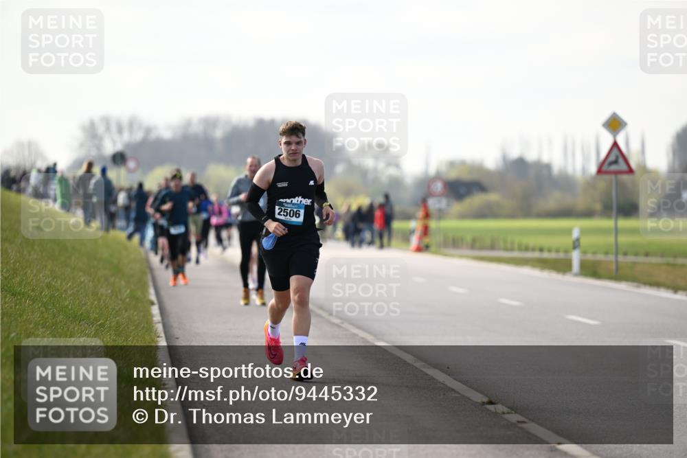 12.04.2026 - 45. Internationalen Wilhelmsburger Insellauf Dr. Thomas Lammeyer http://msf.ph/oto/9445332 12.04.2026 10:22:42 Laufen 2506 meine-sportfotos.de