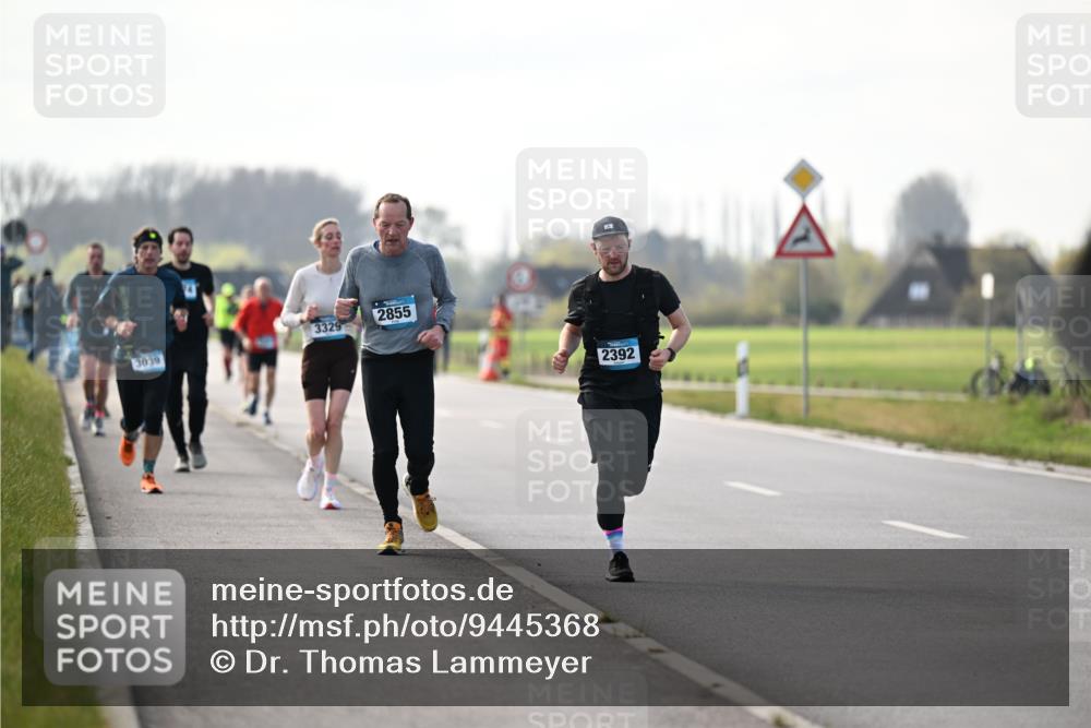 12.04.2026 - 45. Internationalen Wilhelmsburger Insellauf Dr. Thomas Lammeyer http://msf.ph/oto/9445368 12.04.2026 10:22:49 Laufen 3329, 3039, 2855, 133, 2392 meine-sportfotos.de