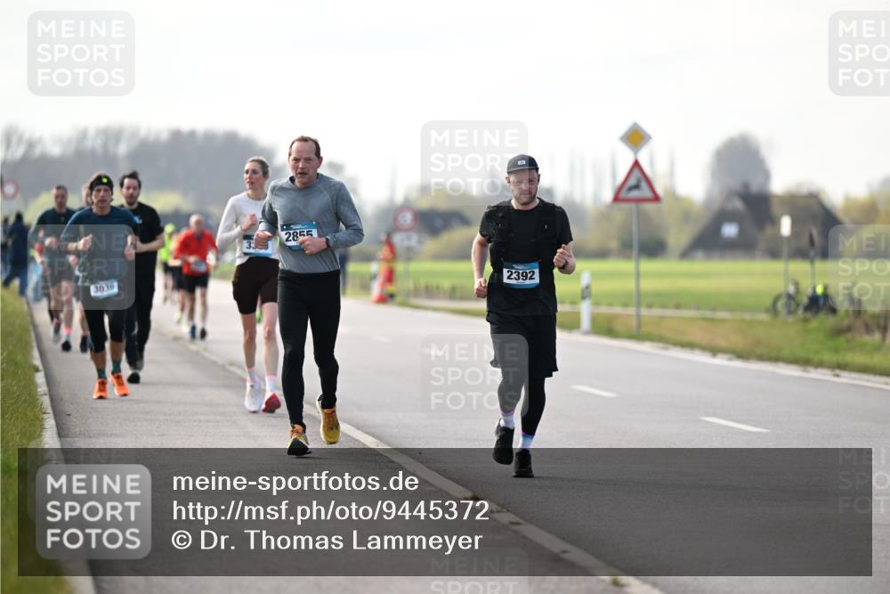 12.04.2026 - 45. Internationalen Wilhelmsburger Insellauf Dr. Thomas Lammeyer http://msf.ph/oto/9445372 12.04.2026 10:22:49 Laufen 3039, 2855, 2392 meine-sportfotos.de