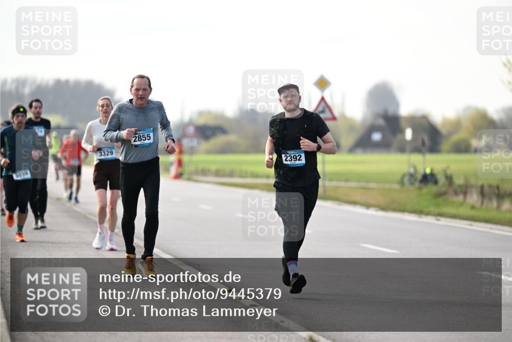 12.04.2026 - 45. Internationalen Wilhelmsburger Insellauf Dr. Thomas Lammeyer http://msf.ph/oto/9445379 12.04.2026 10:22:50 Laufen 3039, 3329, 2855, 2392 meine-sportfotos.de