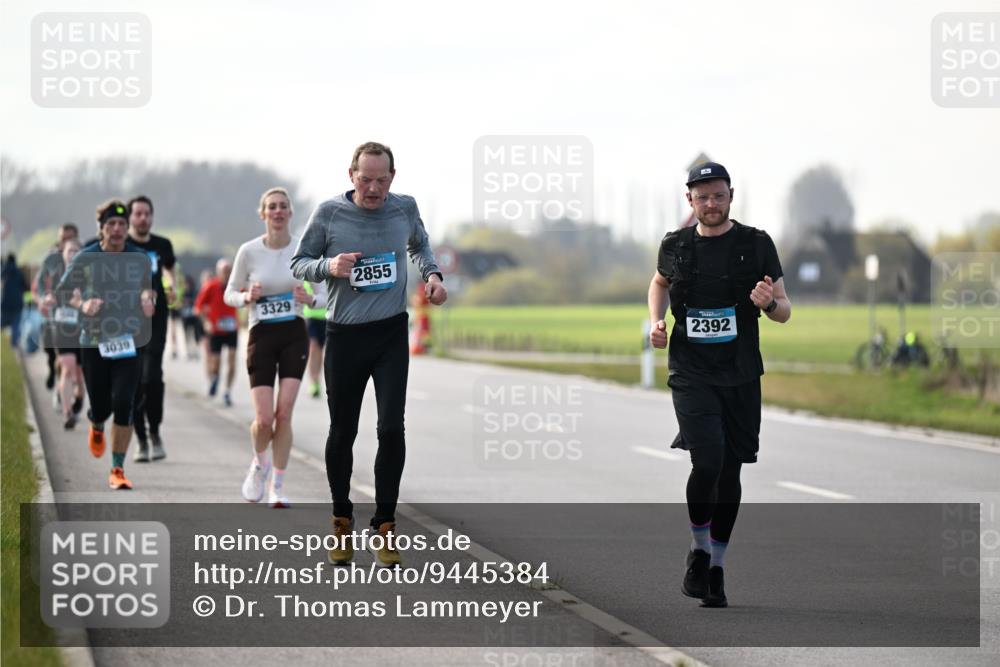 12.04.2026 - 45. Internationalen Wilhelmsburger Insellauf Dr. Thomas Lammeyer http://msf.ph/oto/9445384 12.04.2026 10:22:51 Laufen 3039, 3329, 2855, 2392 meine-sportfotos.de